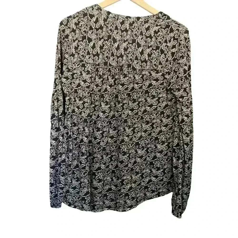 Lucky Brand Black Blouse - Picture 7 of 7